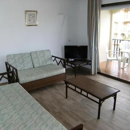 Apartment For 5 People With Garden L'Estartit